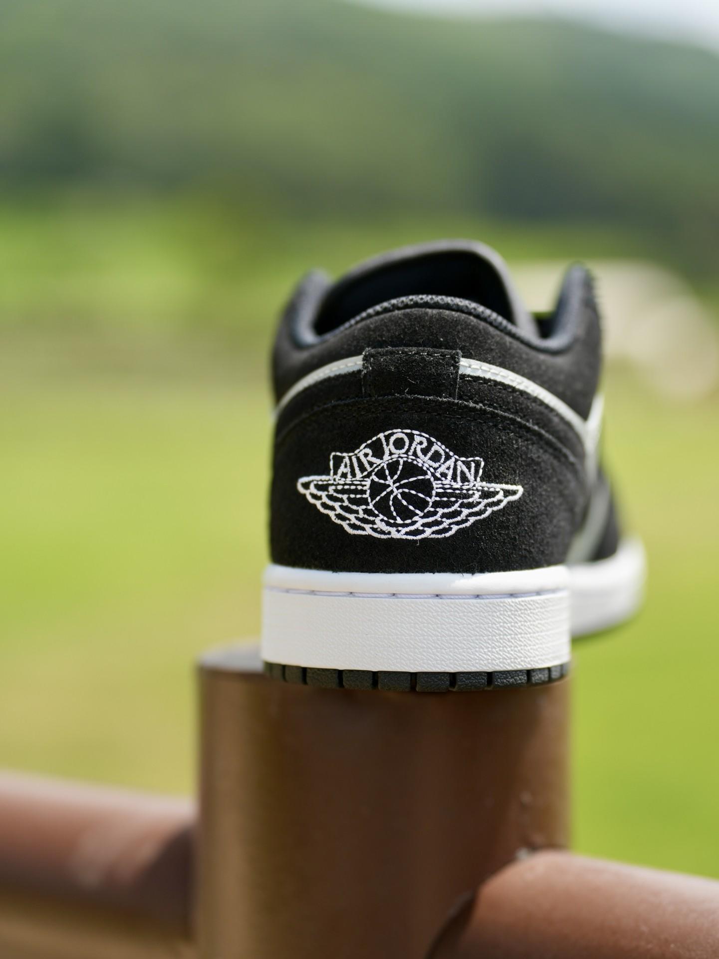 Air Jordan 1 low